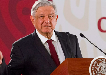 Orgulloso AMLO de sus designaciones a la CRE