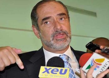 Acusa Julen que Gobierno de Veracruz compró patrullas al doble de su precio