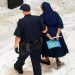 Policias Detienen a Religiosas
