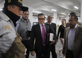 Suman 17 diputados en Veracruz contra suspensión de Winckler