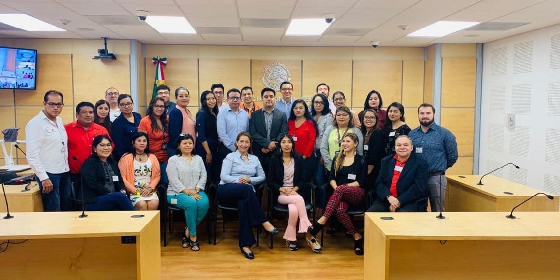 Abogados visitan en Centro de Justicia Integral del Poder Judicial Federal