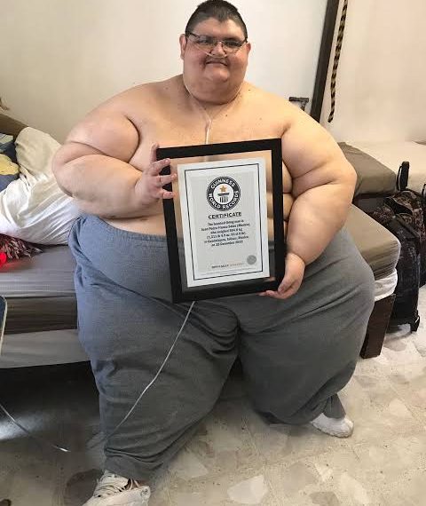 El hombre más obeso del mundo se pone a dieta para volver a caminar