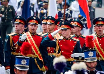 El ejército ruso desfila en México